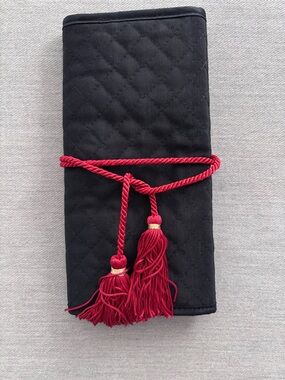 Vintage Black Quilted Travel Jewelry Roll Zipper Compartments Pouch Red Tassels